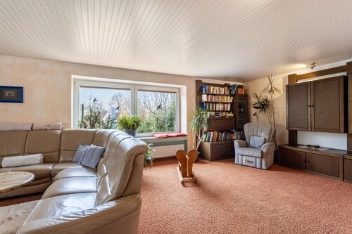 'Haus Waldblick' mit privater Terrasse, privatem Garten und WLAN