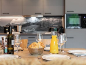 Dining - Apartment with private sauna and a large terrace (Haus im Ennstal)