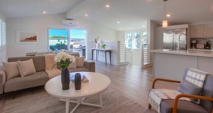 Water View Penthouse just 1 House to Bay!