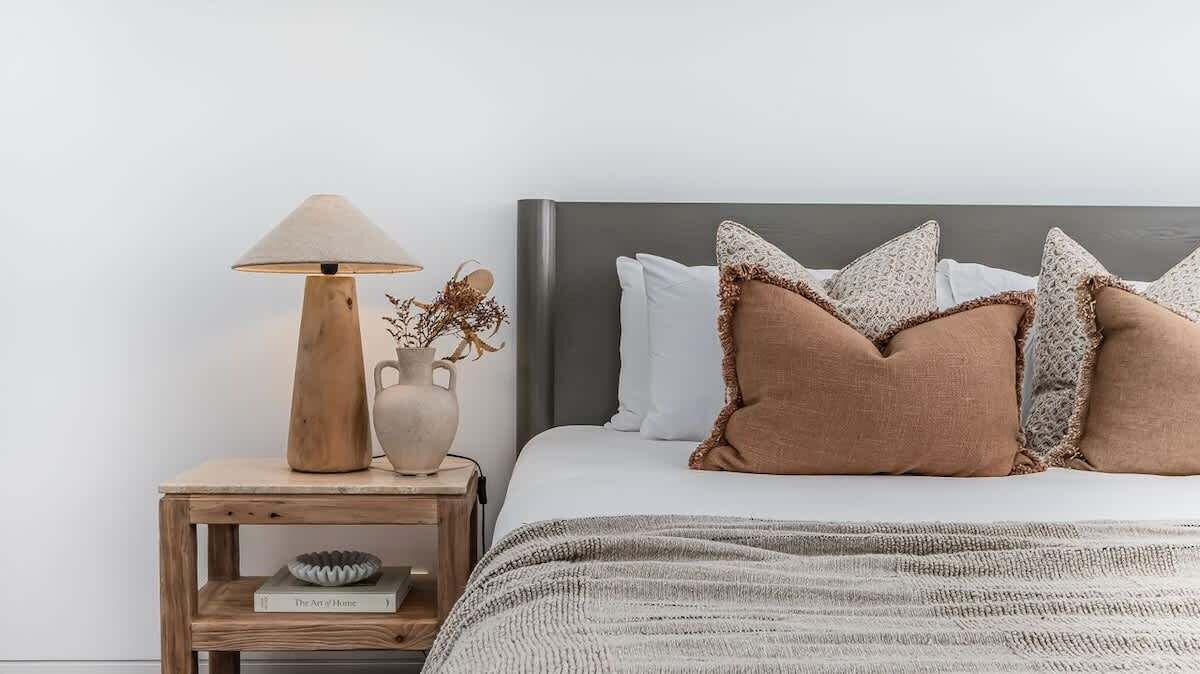 4 slaapkamers, een strijkplank/strijkijzer, gratis wifi, beddengoed