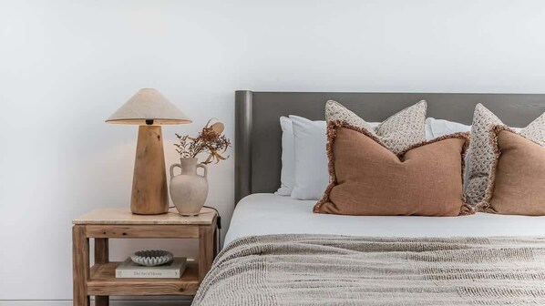 4 chambres, fer et planche à repasser, Wi-Fi gratuit, draps fournis