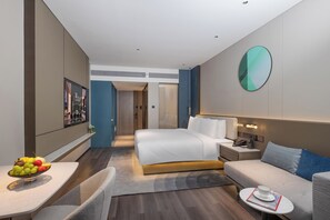 デラックス シングルルーム シティビュー | 遮光カーテン、WiFi (無料)