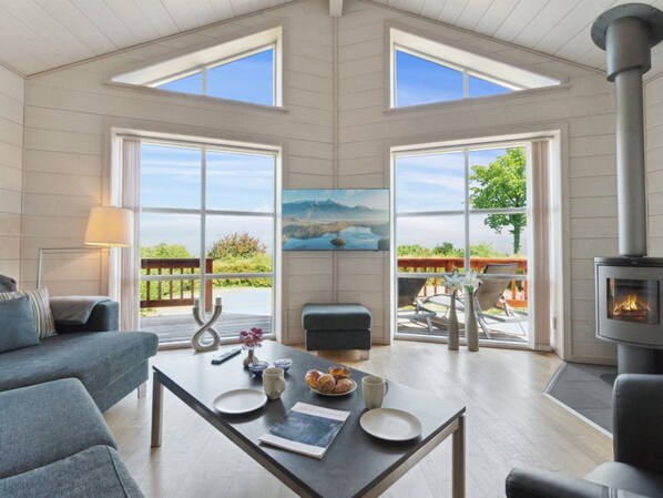 Télévision, cheminée