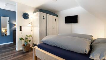 1 quarto, Wi-Fi de cortesia, roupa de cama