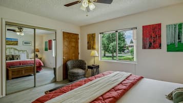 3 bedrooms, iron/ironing board, free WiFi, bed sheets