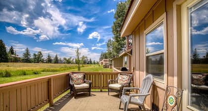 See Fall's Changing Colors! Pines 4039 - Cozy Uptown Condo. Close to Amenities!