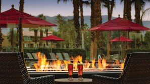 Property grounds - Relax at Marriott's Desert Springs Villas II: Cozy Studio, Golf & Resort Bliss! (Palm Desert)