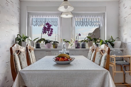 Dining. Apartment 'Winzenburg' with Shared Terrace, Shared Garden and Wi-Fi