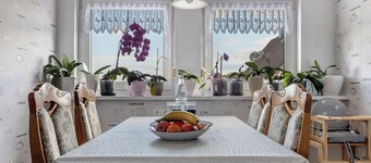 Apartment 'Winzenburg' with Shared Terrace, Shared Garden and Wi-Fi