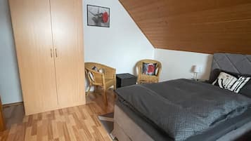 3 chambres, fer et planche Ă repasser, Wi-Fi gratuit, draps fournis