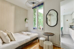 Bügeleisen/Bügelbrett, WLAN, Bettwäsche