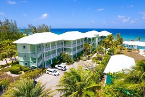 Exterior - Penthouse 2 Bd/Bth Beachfront Condo w/ Heated Pool (North Side)