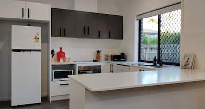 BayWaterRetreat-Walk2Water-Cleveland/Redland/Brisbane/Gold Coast/Sunshine Coast