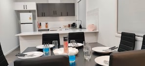 Dining - BayWater Retreat@BaySide/Cleveland/Brisbne/GoldCst (Cleveland)