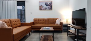 Smart TV - BayWaterRetreat-Walk2Water-Cleveland/Redland/Brisbane/Gold Coast/Sunshine Coast (Cleveland)