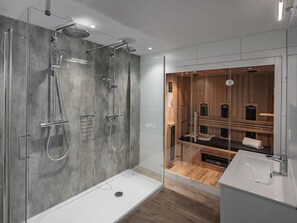 House | Bathroom - Lodge in Zeeland Near Nieuwvliet Beach (Nieuwvliet)