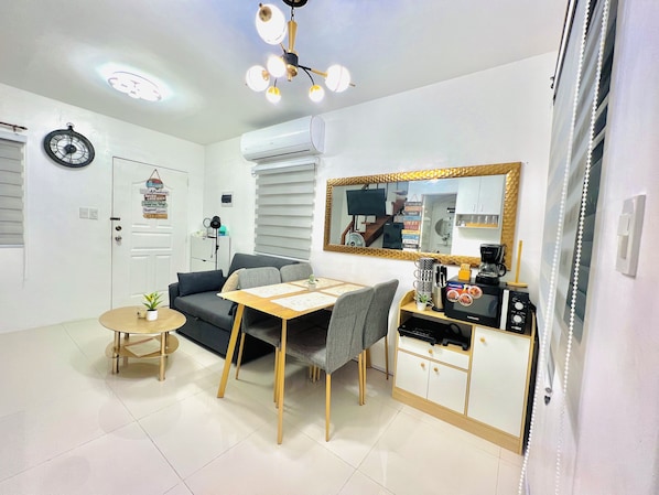 Interior - Cozy 2-bedroom townhouse bacolod @Nyssa’s Crib (Bacolod)