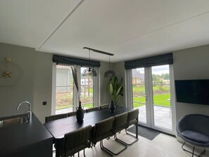 Villa | Tempat makan