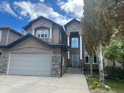 Big furnished Basement with 2 Bed rooms , 1 full Bath , Big living space 