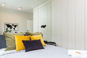 Room - Mennica Residence by Renters Prestige (Warsaw)