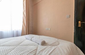 1 camera, ferro/asse da stiro, Wi-Fi, lenzuola