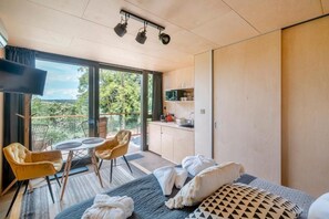 Cabane Romantique, vue colline | Coin séjour