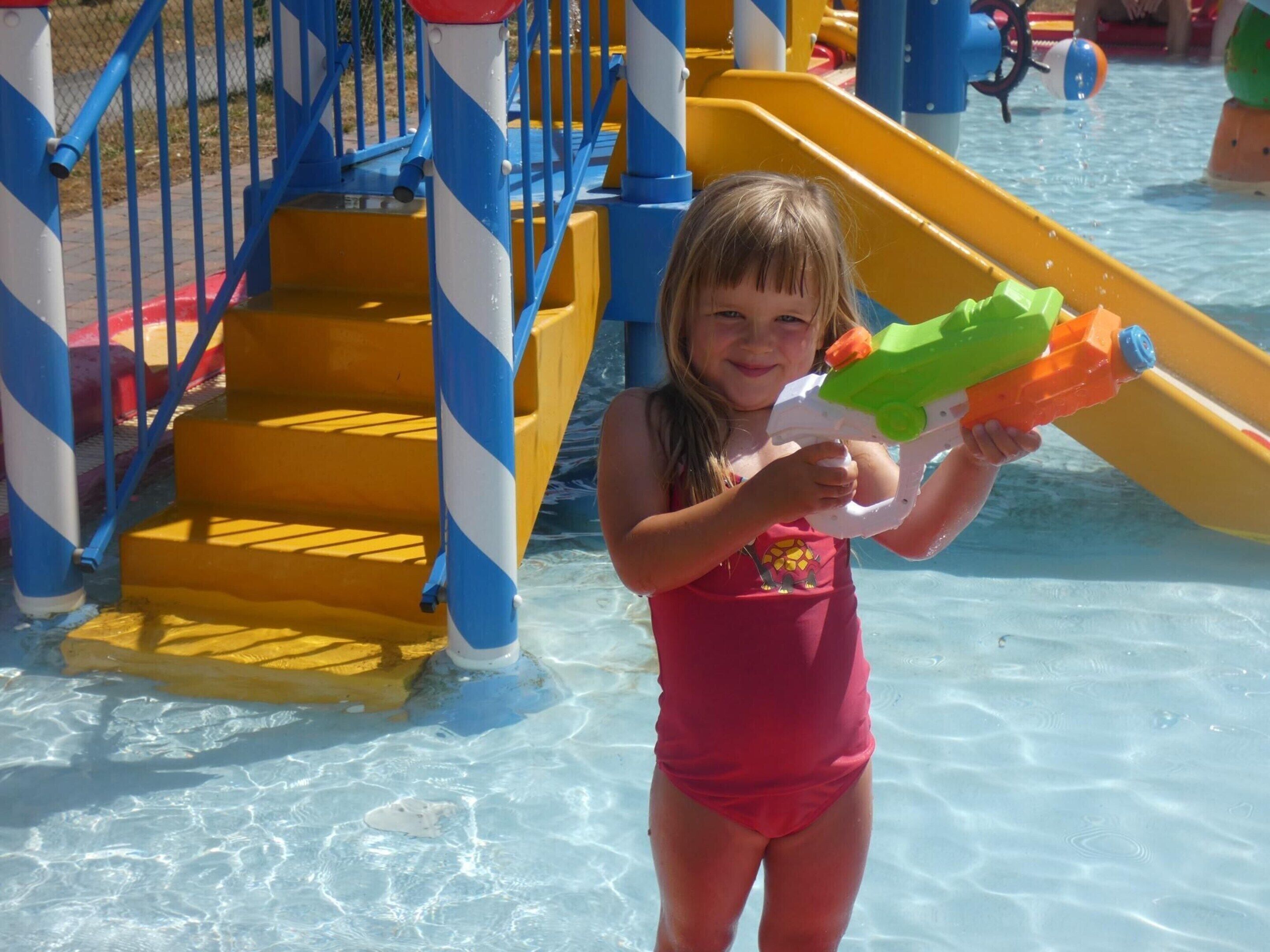 Chalet | Pool | Outdoor pool