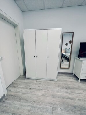 Interior - Apartment Flixi II - Doppelzimmer für Zwei Personen mit Gemeinschaftsflächen (Nordhorn)