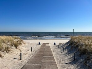 Beach - Including breakfast buffet (Loddin)