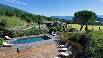Piscine extérieure, piscine chauffée