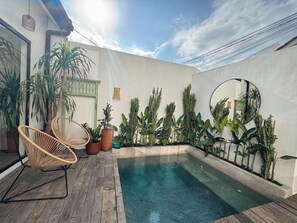 Outdoor pool - Casa Guru (Canggu)