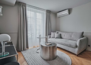 Appartamento Deluxe | Area soggiorno