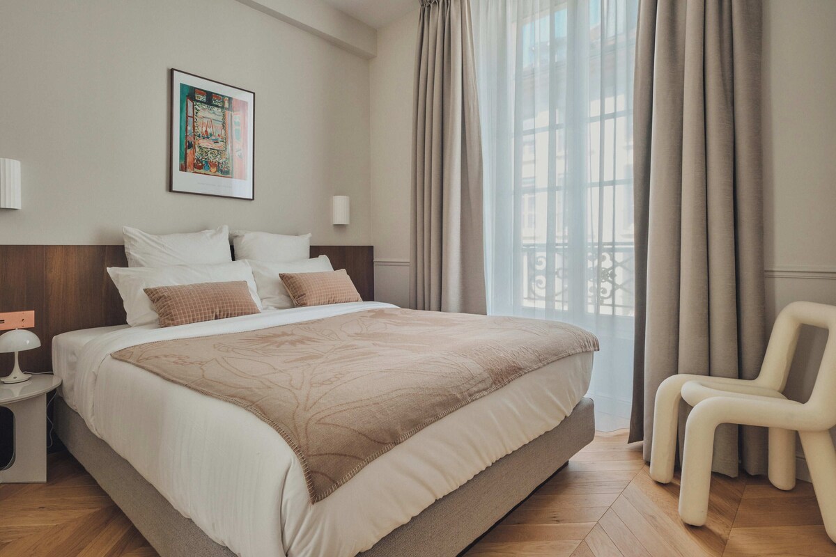Foto da Cama do Apart-hotel Nestay Sentier - Design elegante em Paris