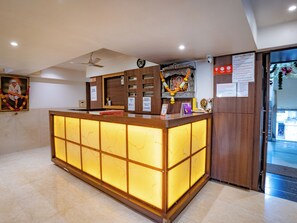 Reception - Hotel Mourya Residency (Navi Mumbai)