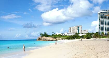 Beautiful Apartment in Cupecoy with Ocean View!