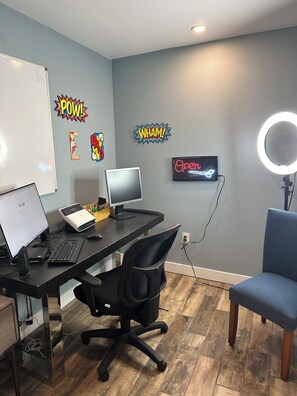 Business centre - Cozy 2-bedroom apartment in delightful Las Vegas with WiFi, AC (Las Vegas)