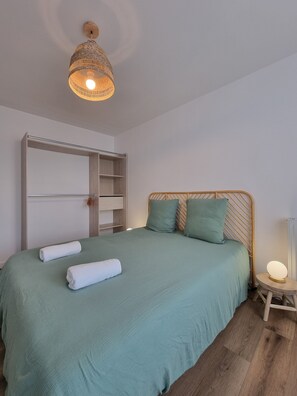 5 chambres, lit de bébé portatif, accès au Wi-Fi (inclus)