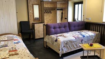 1 habitación, wifi y ropa de cama
