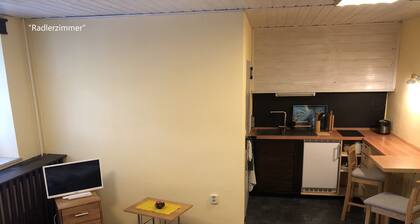 Radlerzimmer mit separatem Bad außerhalb des Zimmers.
Sehr gemütlich.