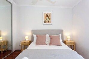 2 camere, ferro/asse da stiro, Wi-Fi gratuito, lenzuola
