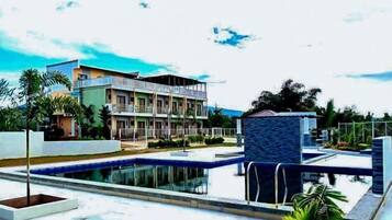 Alberca al aire libre