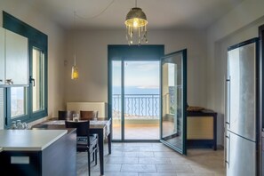 4 bedrooms - Villa Phos With Panoramic Sea View (Malevizi)