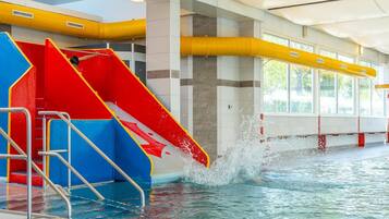 Chalet | Pool | Outdoor pool