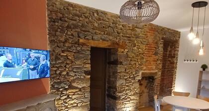 A 2 pas du centre appartement chaleureux lumineux