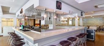 Kings Hotel