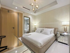 Appartement Deluxe, balcon, vue sur la ville | 1 chambre, literie de qualité, couette en duvet