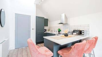 Frigorífic, microones, forn i rentaplats