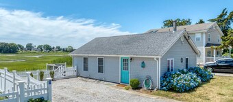 Bliss by the Sea - Cozy Beachside Escape