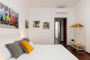 Comfort Apartment | 2 bedrooms, iron/ironing board, free WiFi, bed sheets - notaMi - Rainbow Home - CityLife (Milan)