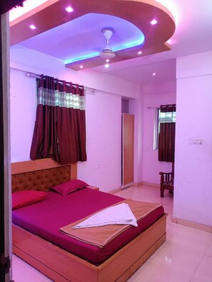 Deluxe Non AC Room | Free WiFi - Galaxy Executive (Pune)